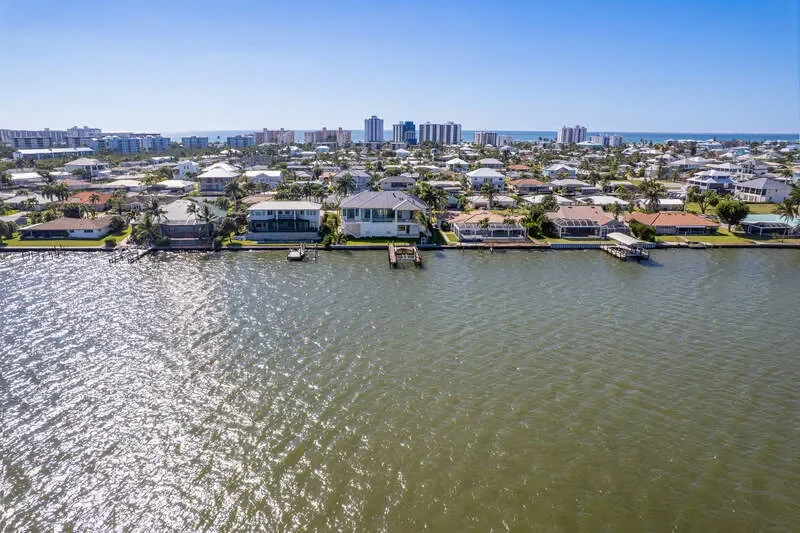 15 Bayview BLVD, Fort Myers Beach, FL, 33931, USA, Fort Myers Beach, Florida, United States. - Photo 17