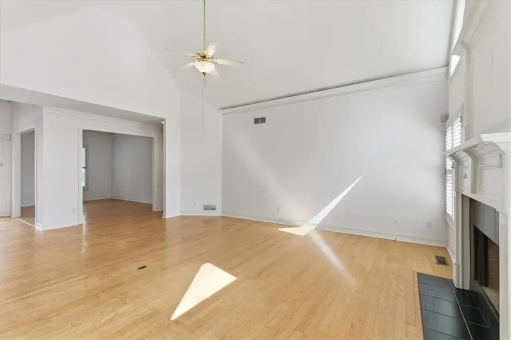 Gallery photo 5