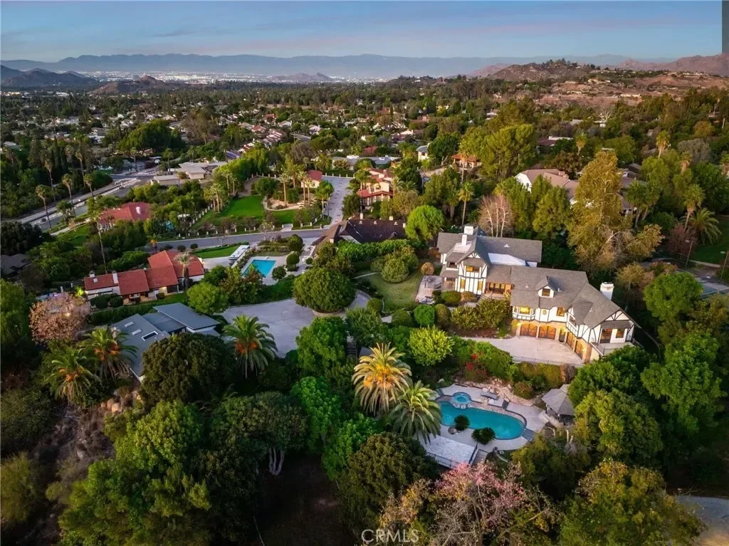 7008 Hawarden, Riverside, California, United States. - Photo 3