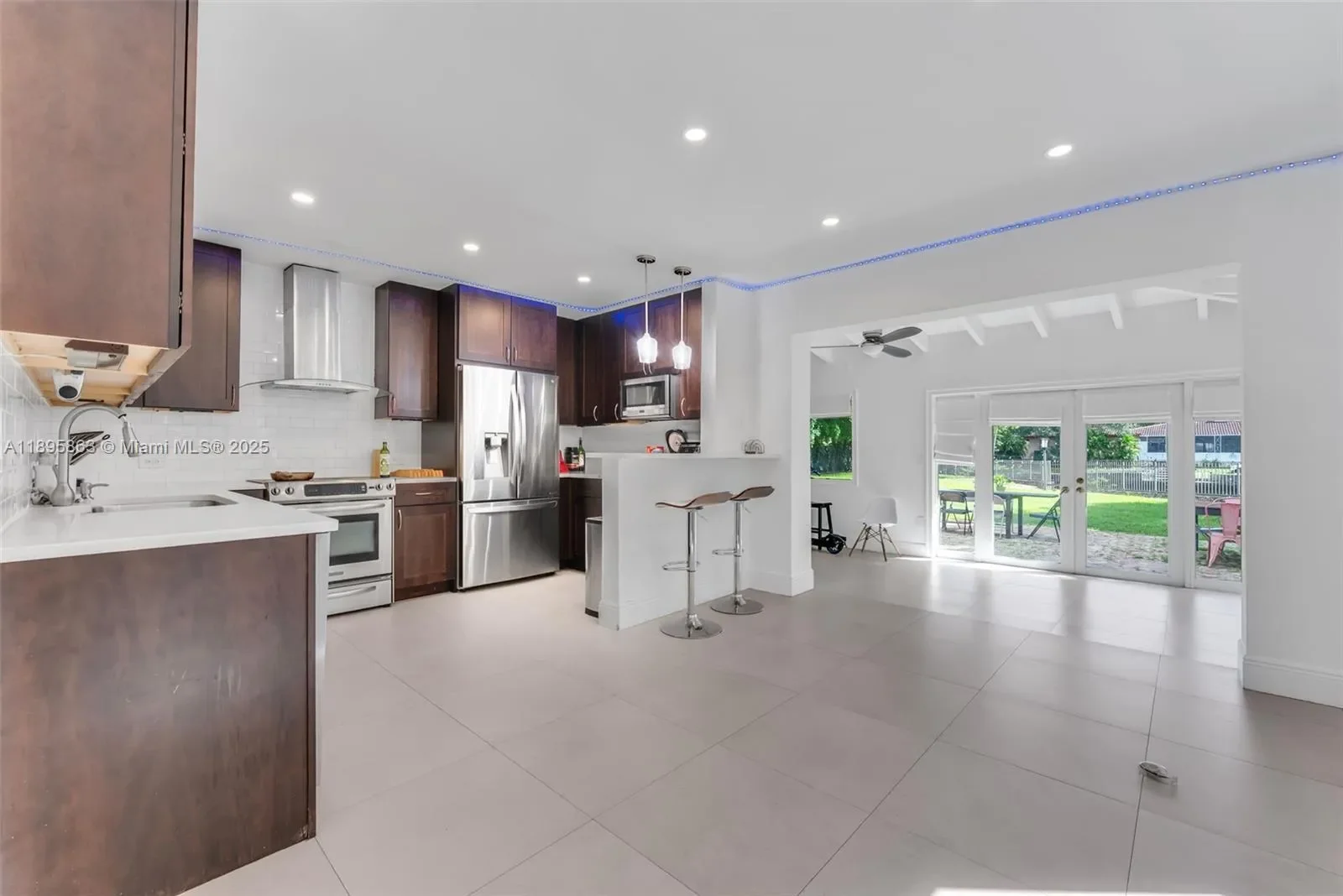 4801 University Dr, Coral Gables, Florida, United States. - Photo 33