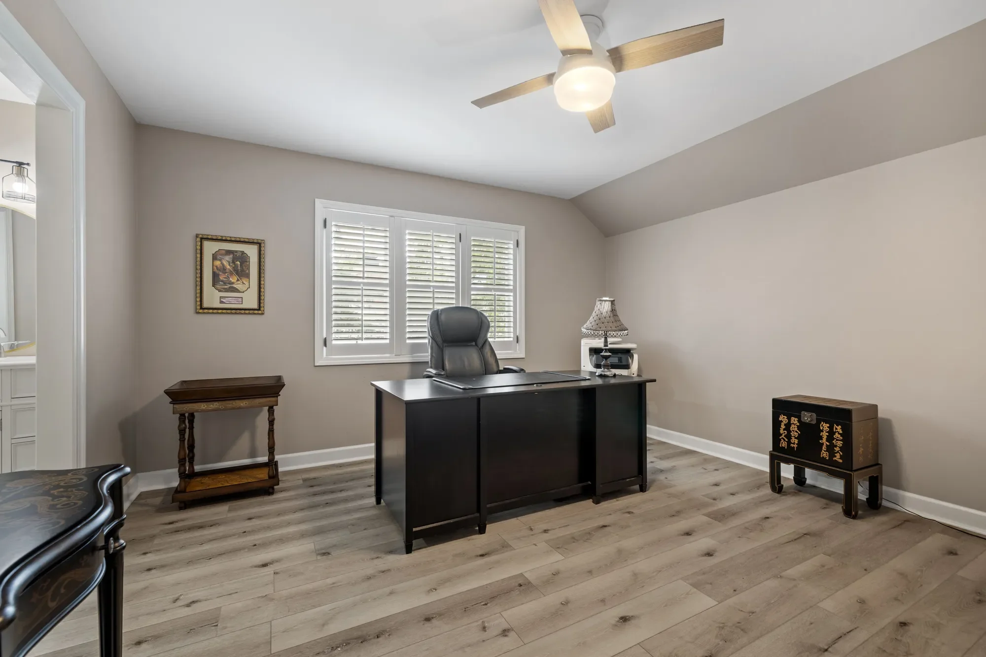 55 Chesterfield Court , Burr Ridge, IL 60522, Burr Ridge, Illinois, United States. - Photo 24