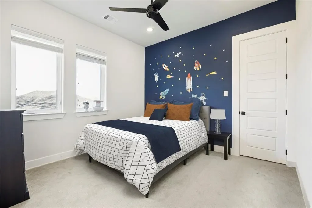 Gallery photo 6