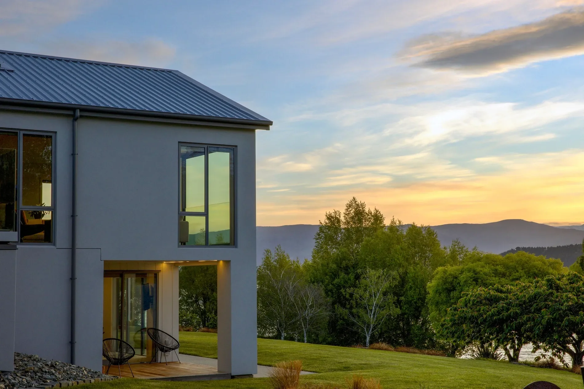 Exterior photo 8