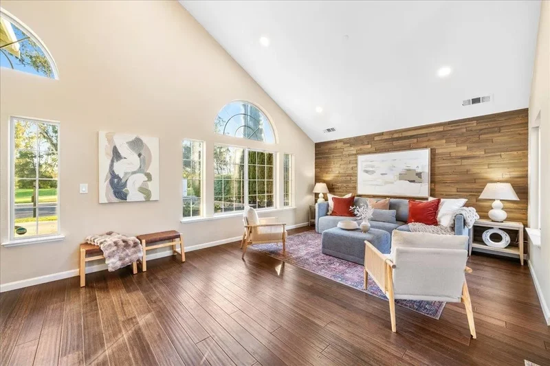 Single Family Residence in Livermore