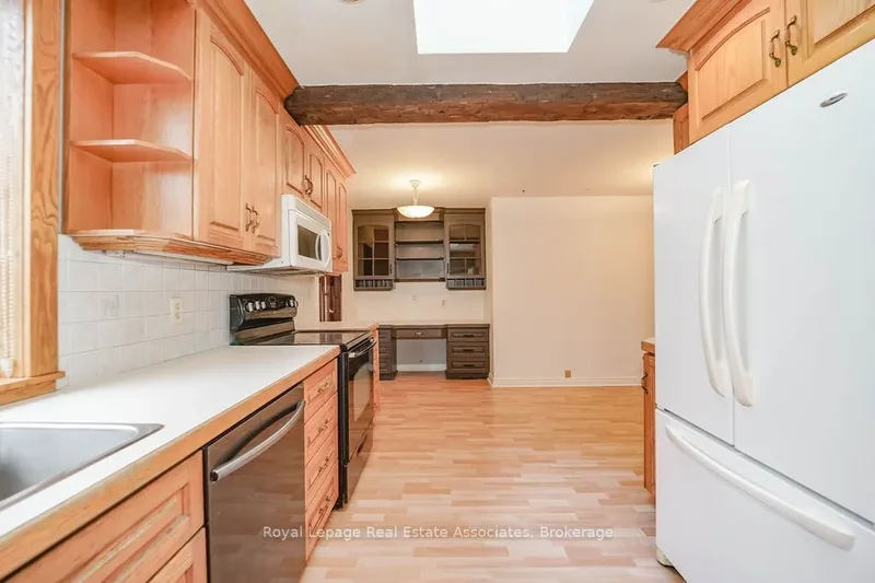 3364 Burnhamthorpe Road W, Oakville, ON L6M 4H2, Oakville, Ontario, Canada. - Photo 19