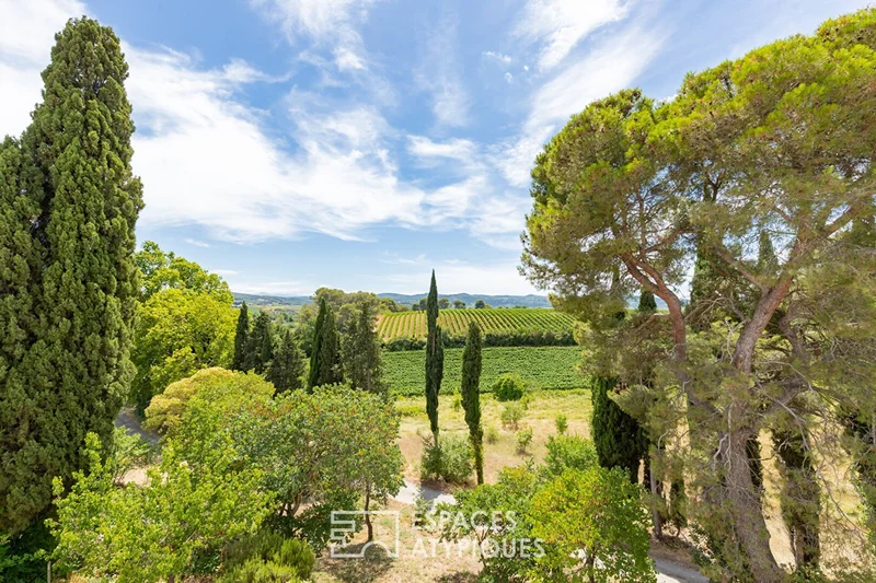 Unique real estate complex on 17 hectares - Panoramic view and rare potential
