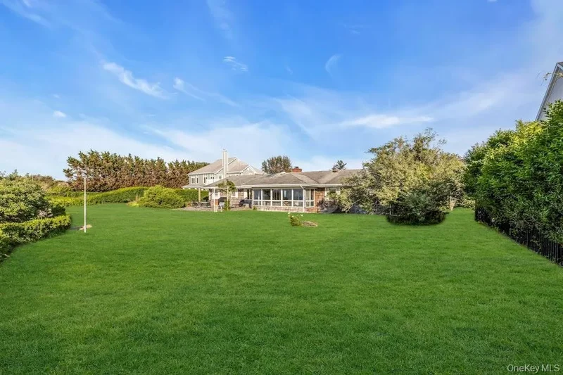 2100 Sound Drive, Greenport West, New York, United States. - Photo 13