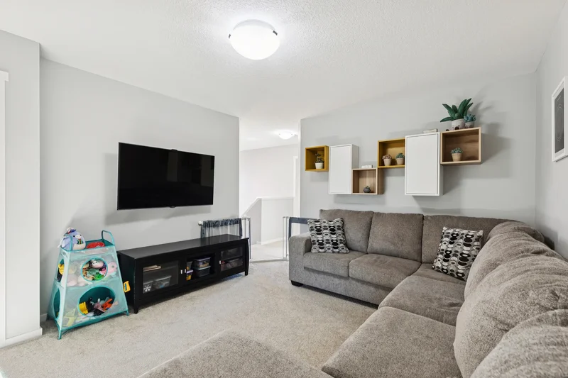 57 Crestridge Bay SW, Calgary, AB T3B 6H2, Calgary, Alberta, Canada. - Photo 36