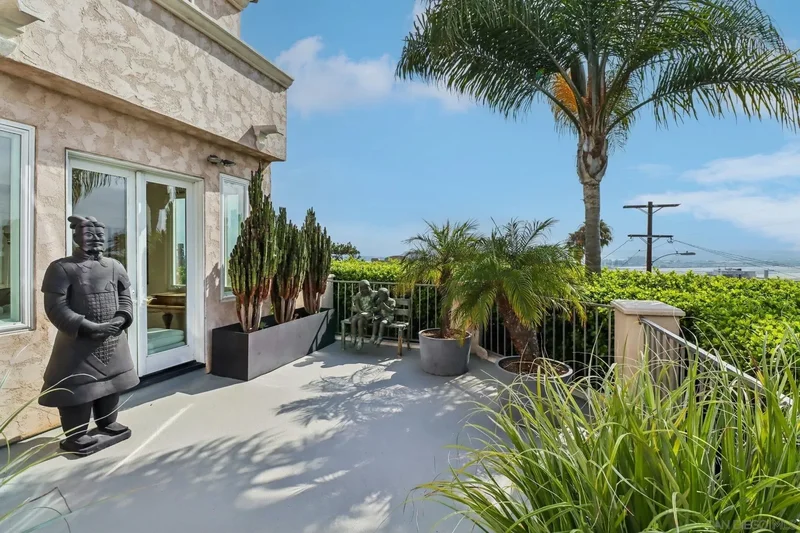 1295 W Redwood St, San Diego, California, United States. - Photo 53