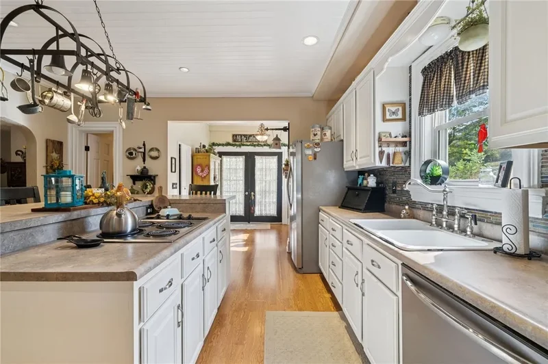 1200 Hahntown Wendel Rd, North Huntingdon, PA 15642, Irwin, Pennsylvania, United States. - Photo 17