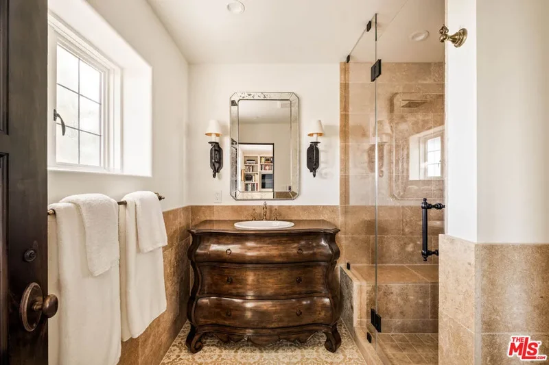 7020 La Presa Drive, Los Angeles, California, United States. - Photo 33