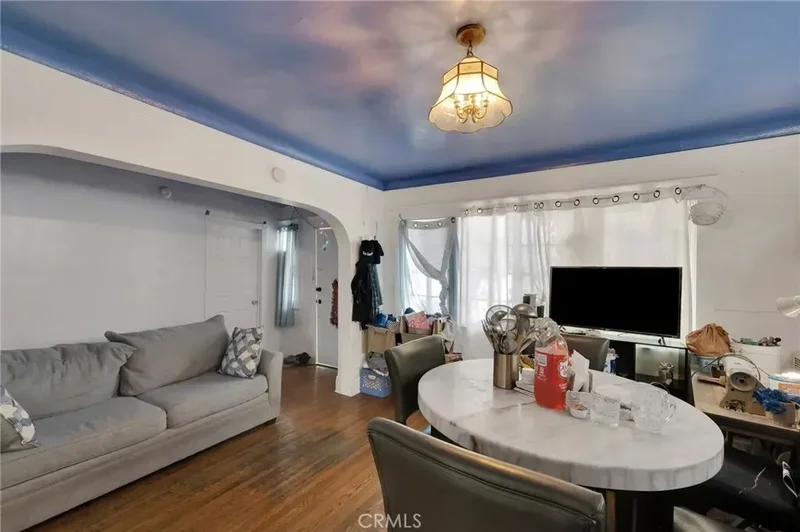 2621 Vineyard Avenue, Los Angeles, California, United States. - Photo 21