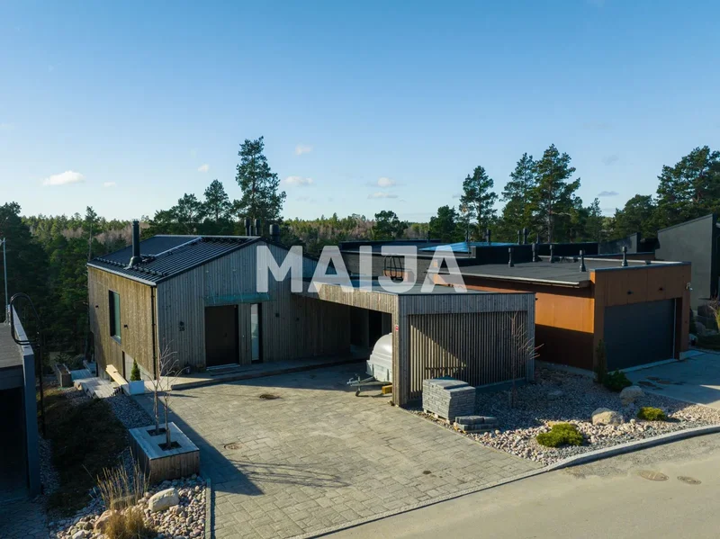 Lounatuuli 18, Naantali, Finland. - Photo 8