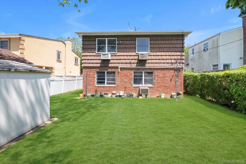 78-30 270th Street, New Hyde Park, NY 11004, New York, New York, United States. - Photo 14