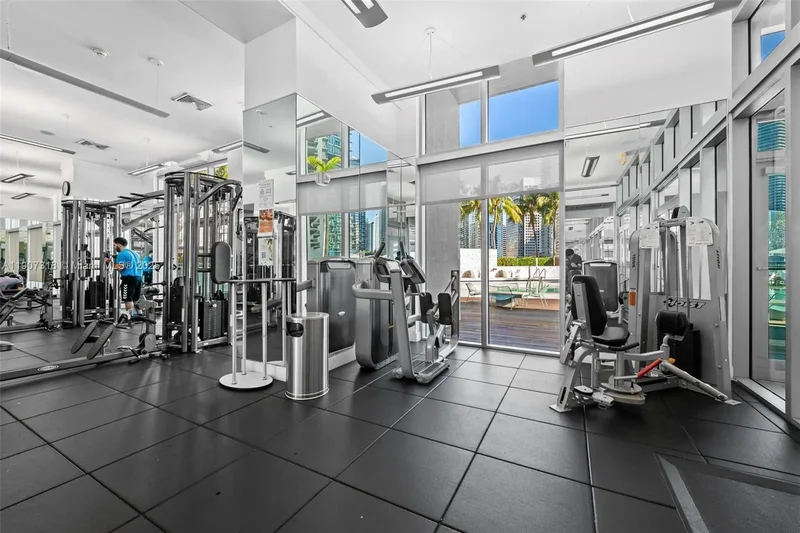 90 SW 3rd St PH-15, Miami, Florida, United States. - Photo 41