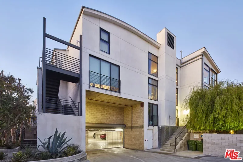 700 Main Street 15, Los Angeles, California, United States. - Photo 25