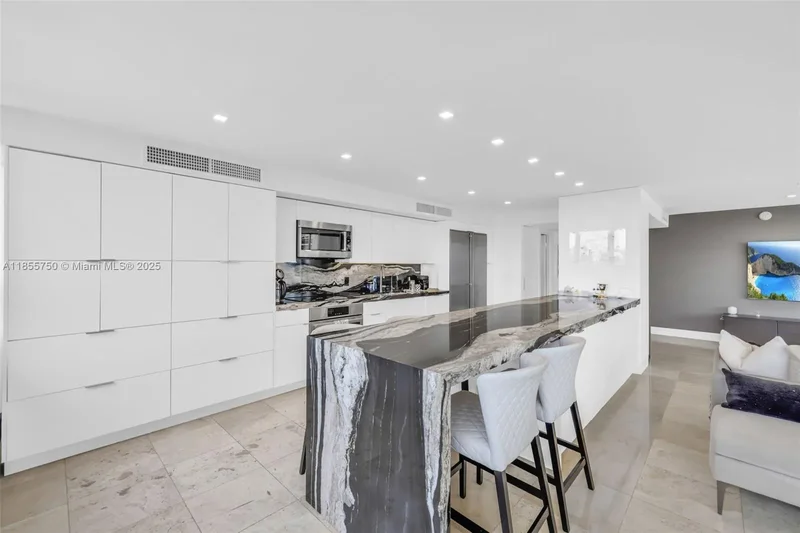 11 Island Ave 411, Miami Beach, Florida, United States. - Photo 10