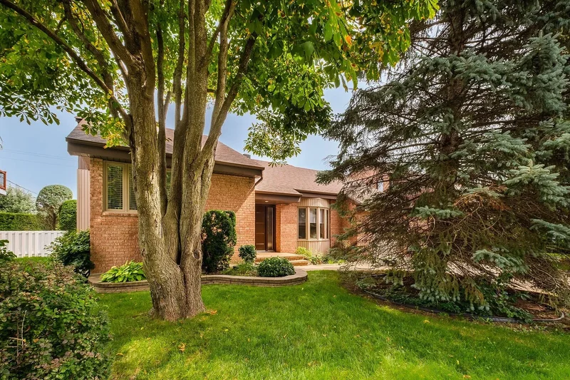 827 Rue François-Gravé, Boucherville, QC J4B8L1, Boucherville, Quebec, Canada. - Photo 14