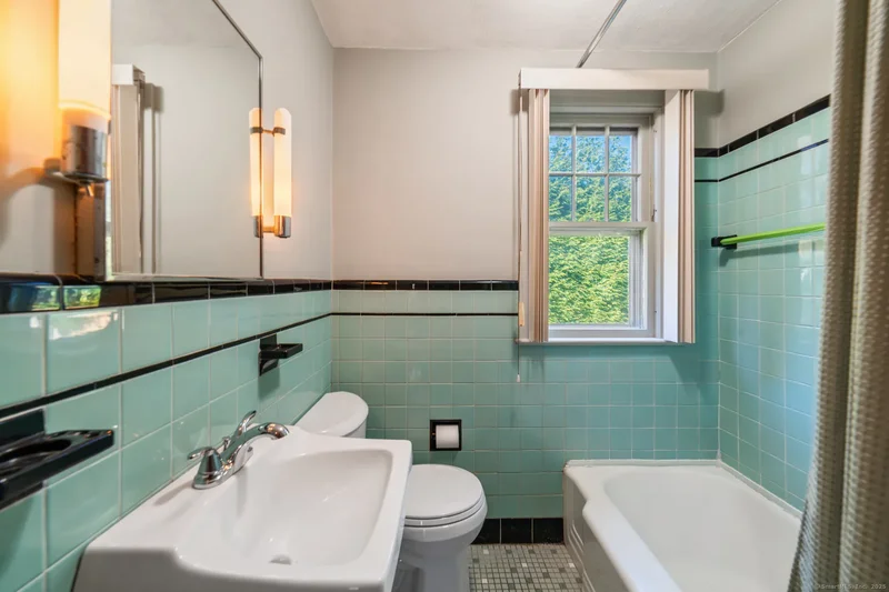 111 High Street, Derby, Connecticut, United States. - Photo 14