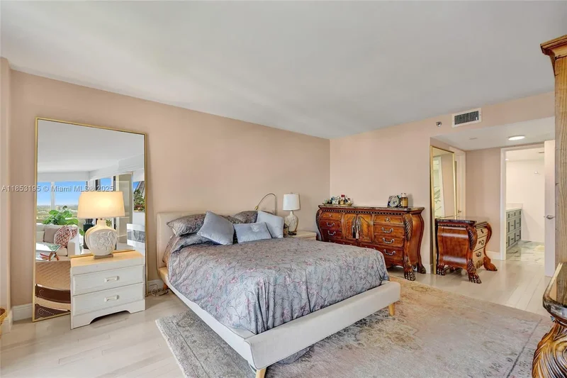 4000 Towerside Ter, Miami, Florida, United States. - Photo 26