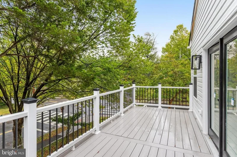 3127 G, Washington, District of Columbia, United States. - Photo 25