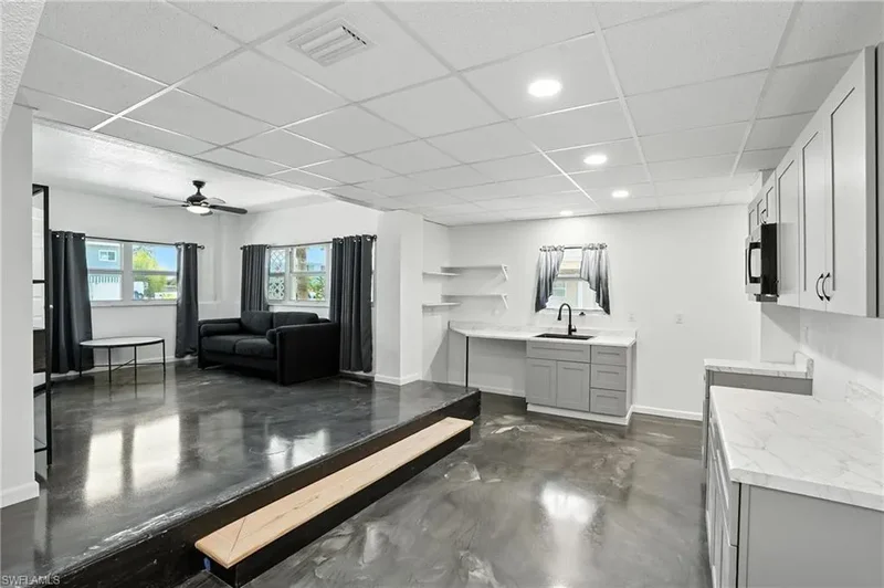 131 Bay Mar DR, Fort Myers Beach, Florida, United States. - Photo 32