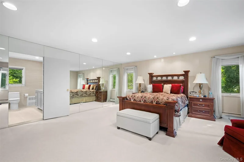 23 Parkside Drive, Great Neck, NY, 11021, USA, Great Neck, New York, United States. - Photo 4