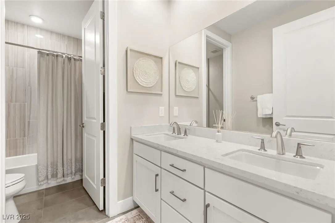 11280 Granite Ridge Drive 1012, Las Vegas, Nevada, United States. - Photo 25