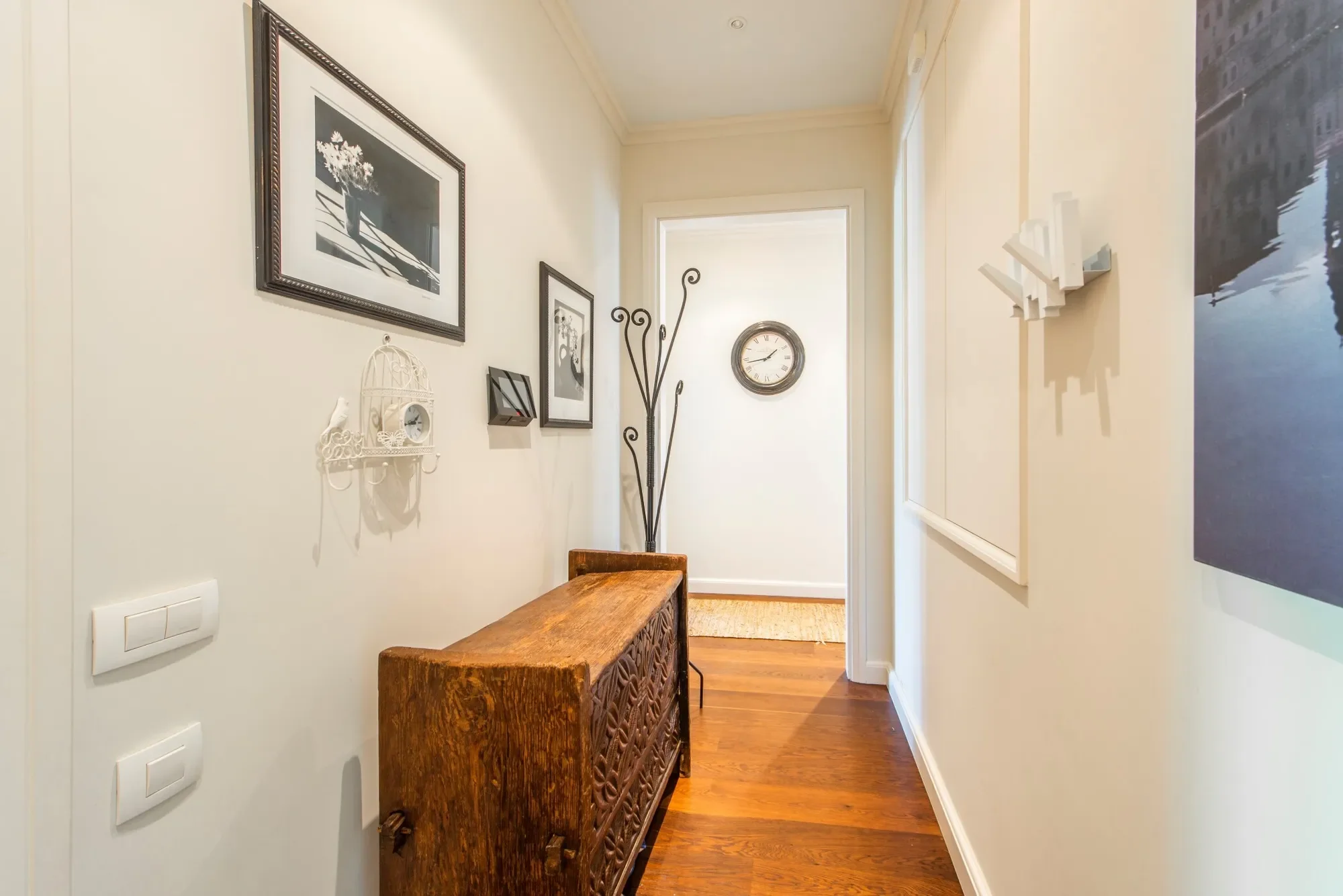 Gallery photo 9