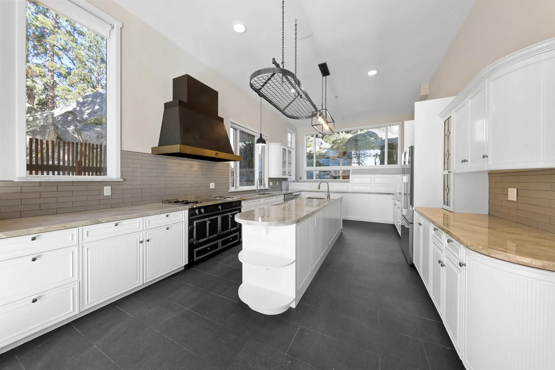 77 Speedboat Avenue, Kings Beach, CA 96143, Kings Beach, California, United States. - Photo 6