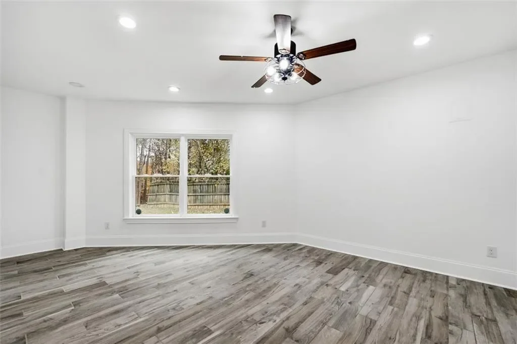 7611 Regency Circle, Sandy Springs, GA 30350, Atlanta, Georgia, United States. - Photo 54