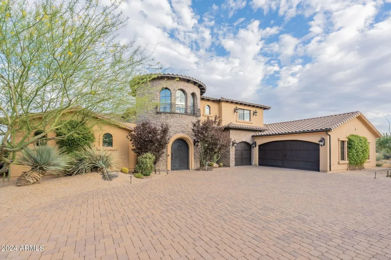 14035 E LOWDEN Court, Scottsdale, Arizona, United States. - Photo 2