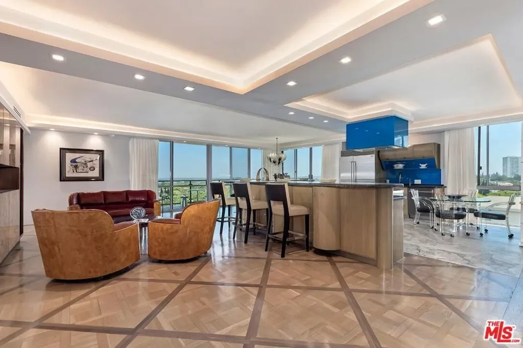211 S Spalding Drive 603S, Beverly Hills, California, United States. - Photo 7
