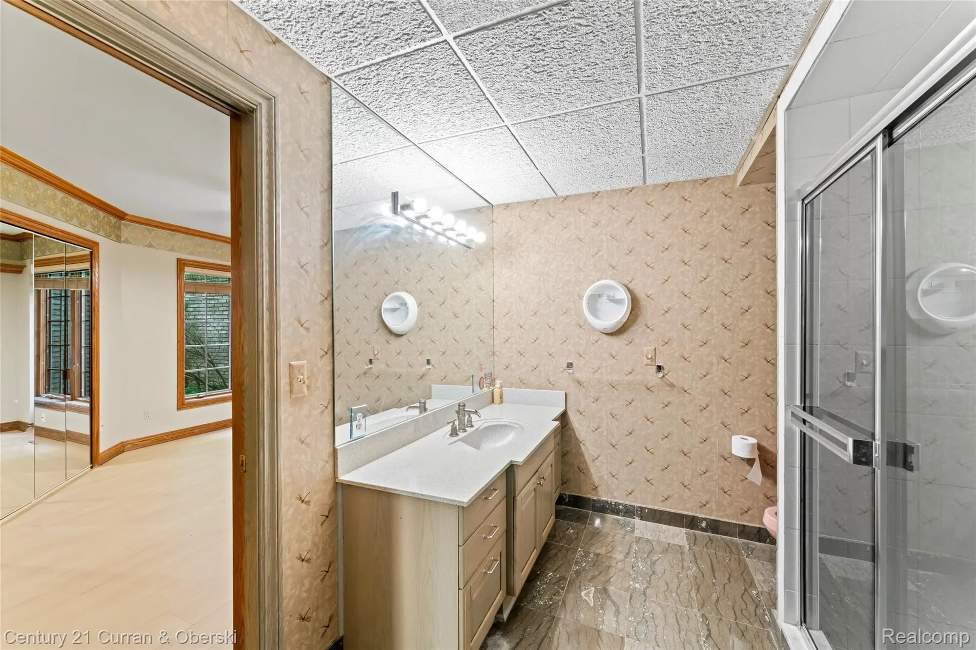 34062 Lyncroft Street, Farmington, MI 48331, Farmington Hills, Michigan, United States. - Photo 70