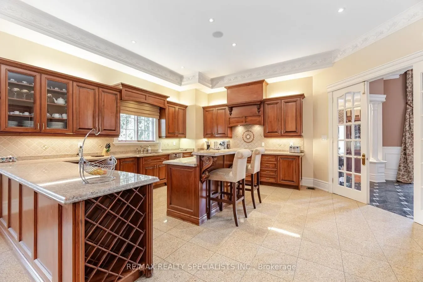 23 Maryvale Crescent, Gormley, Ontario, Canada. - Photo 2