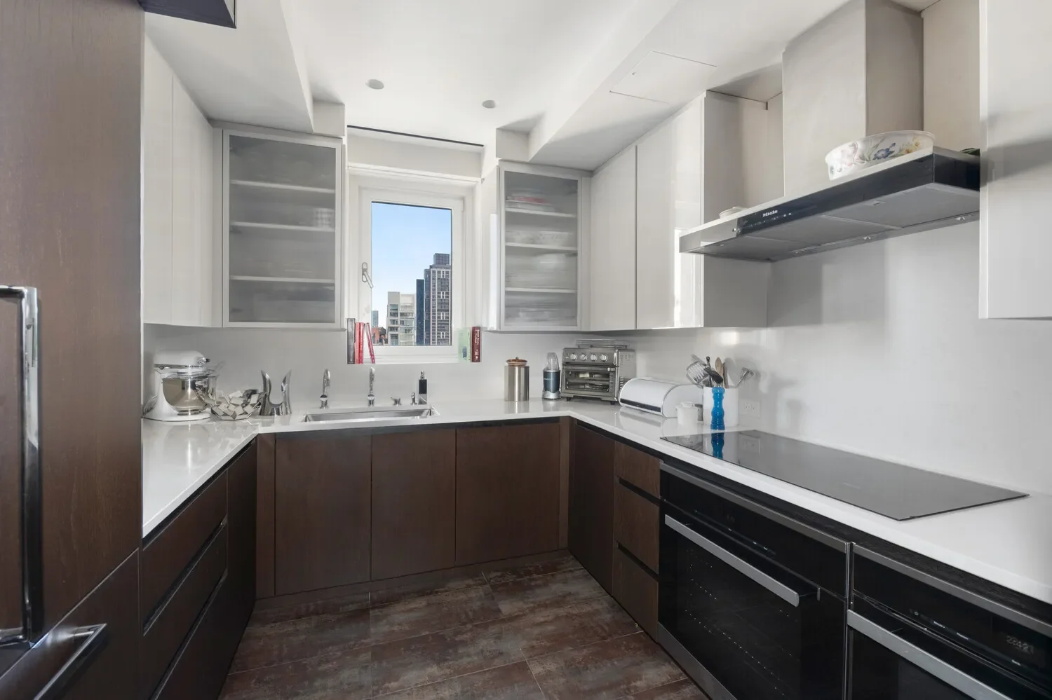 200 EAST 62ND, 200 E 62ND ST, New York, New York, United States. - Photo 1