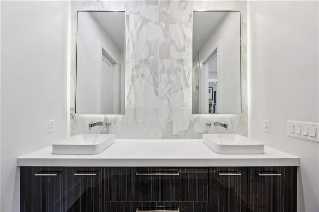 450 Plateau Place NW, Atlanta, Georgia, United States. - Photo 2