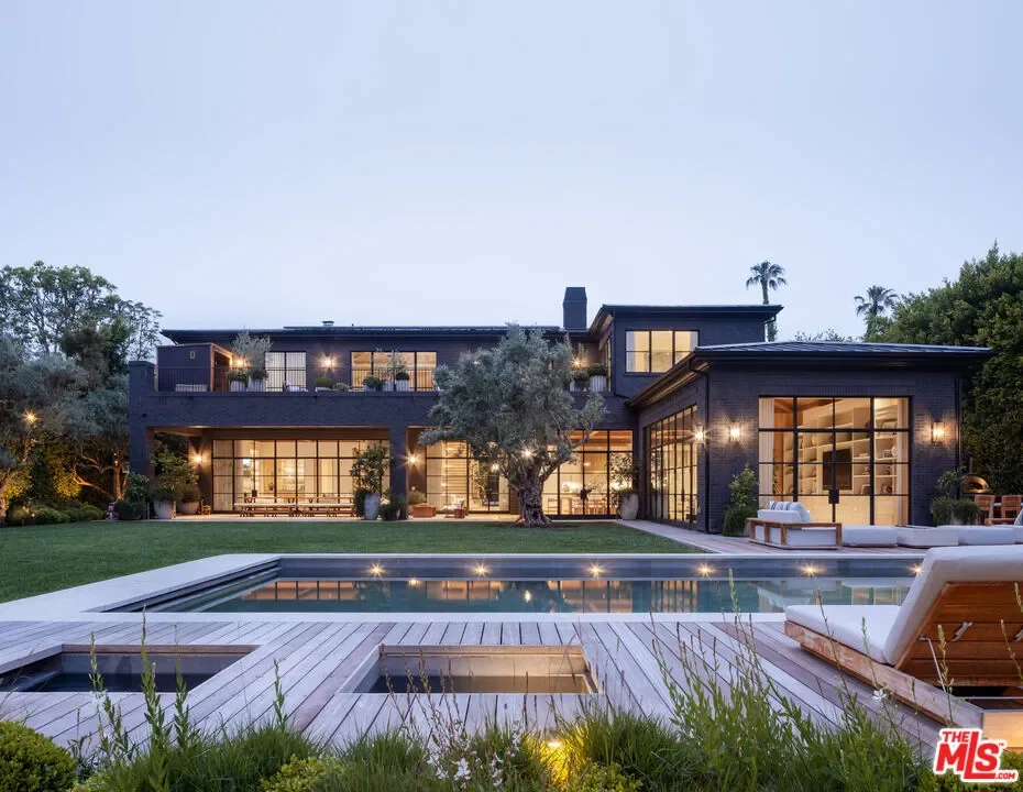 250 S Rockingham Avenue, Los Angeles, California, United States. - Photo 18