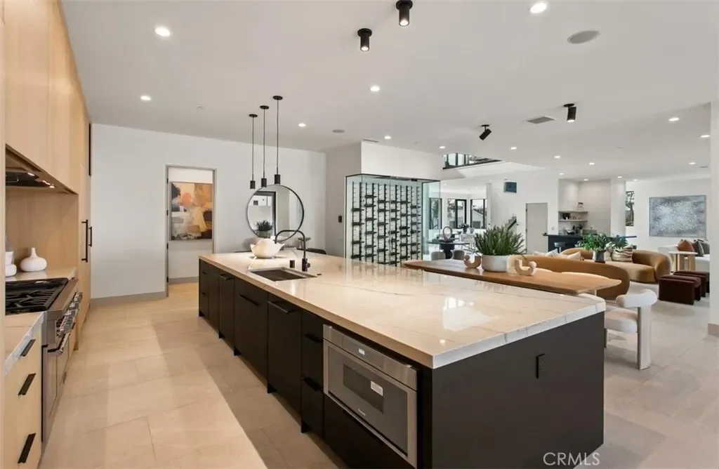 1210 Kings Rd, Newport Beach, California, United States. - Photo 32