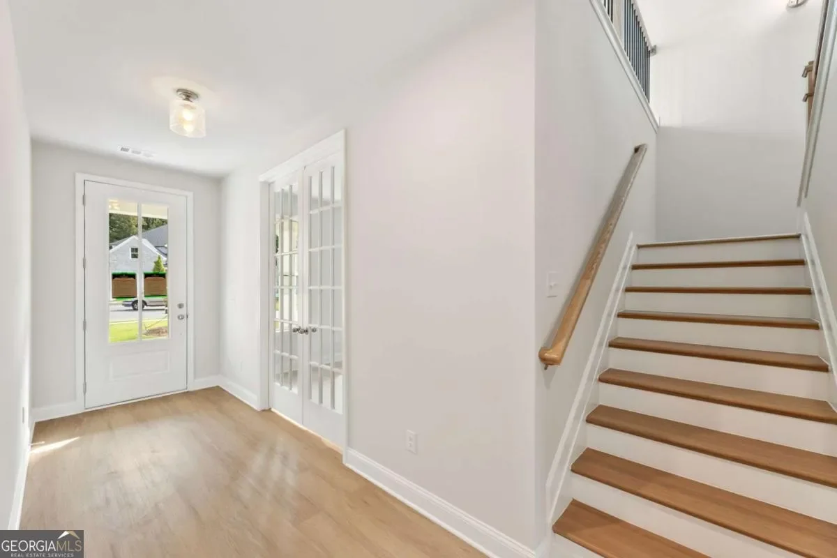 Gallery photo 2