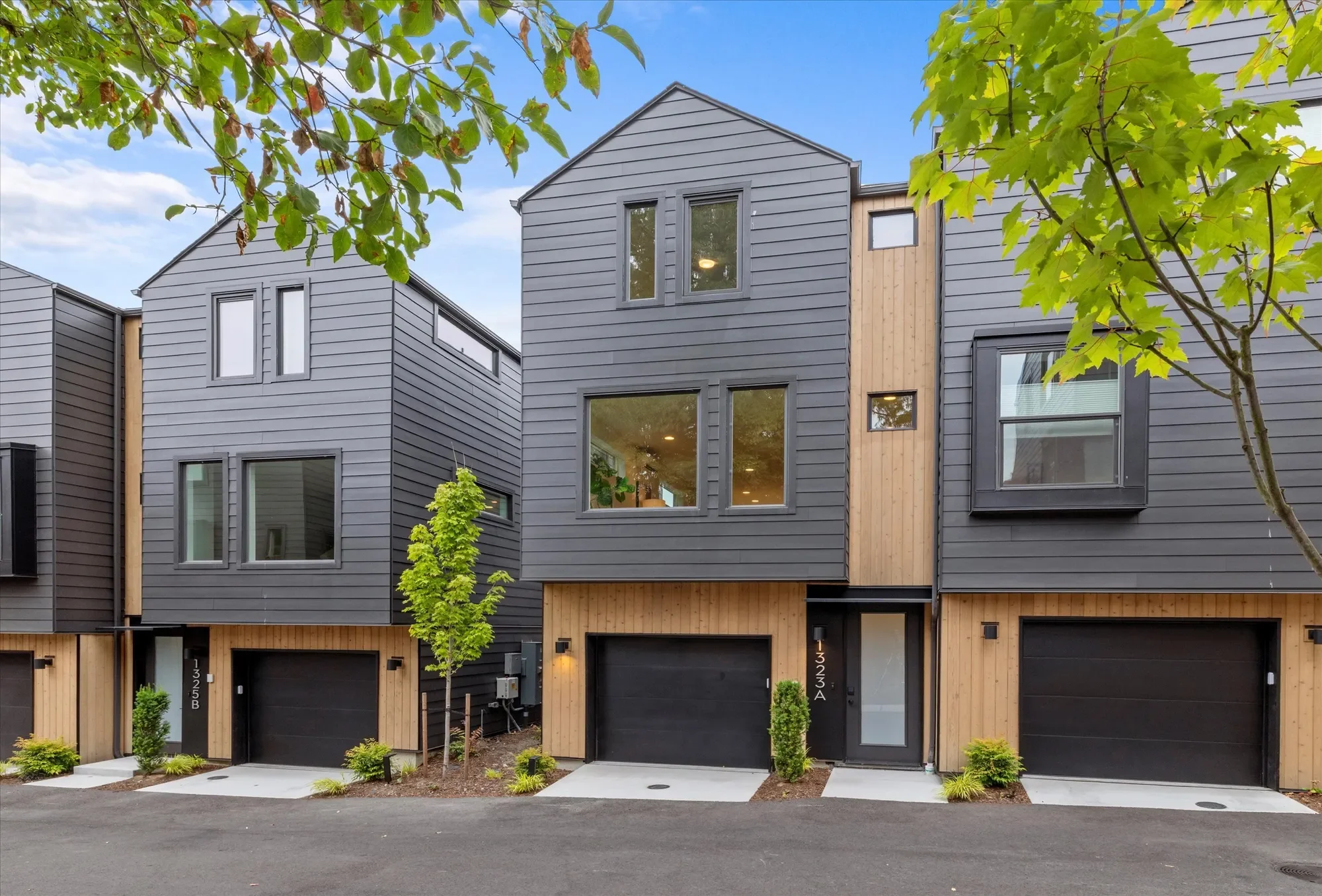 1323 N 185th St Unit #A , Shoreline, WA 98133, Seattle, Washington, United States. - Photo 27
