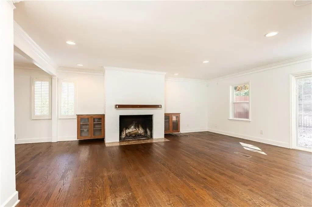 Gallery photo 6