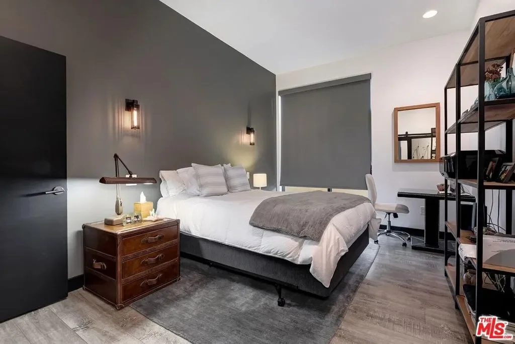 1223 Larrabee Street 1, Los Angeles, California, United States. - Photo 20
