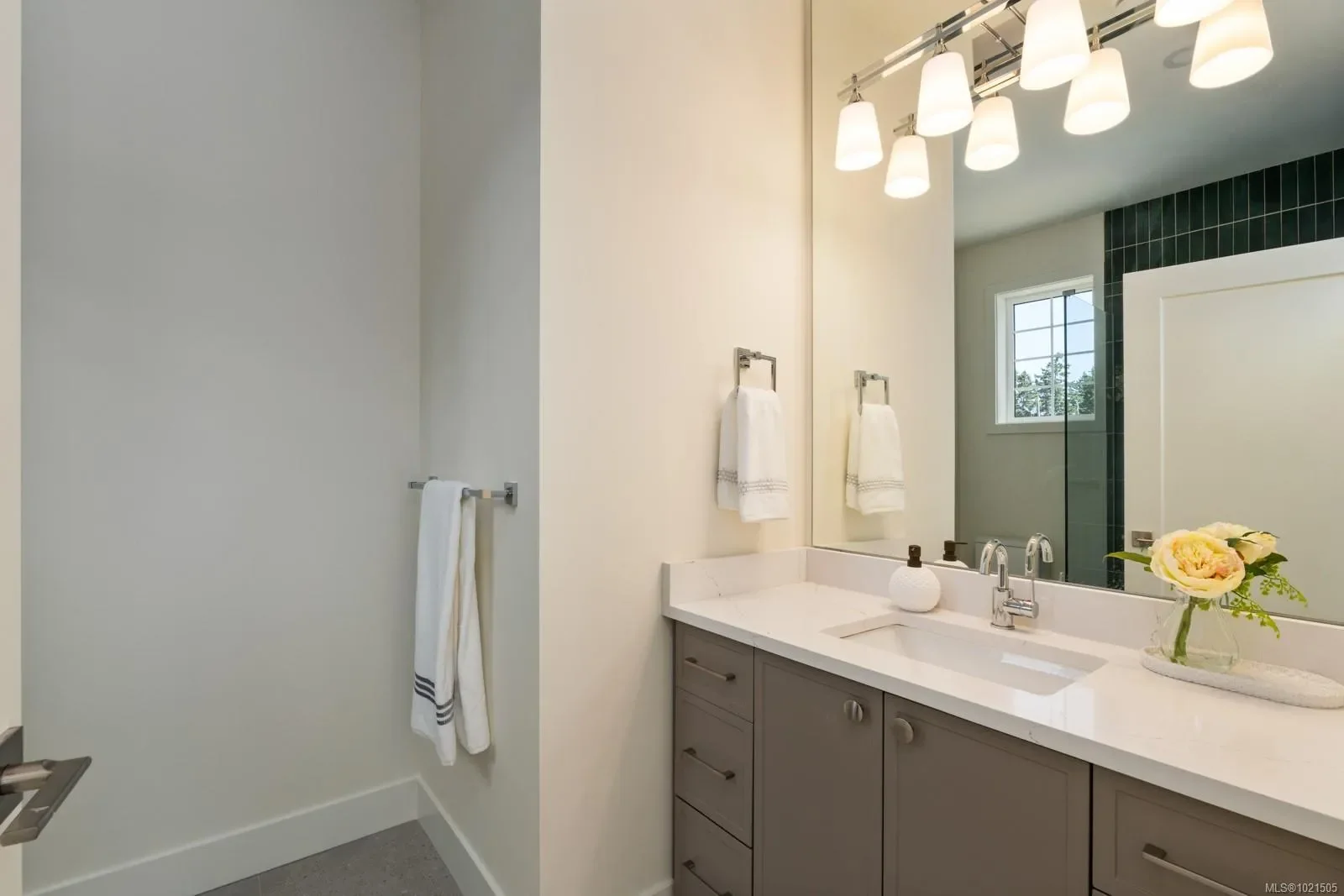 2770 Vantilburg Cres 206, Langford, British Columbia, Canada. - Photo 16