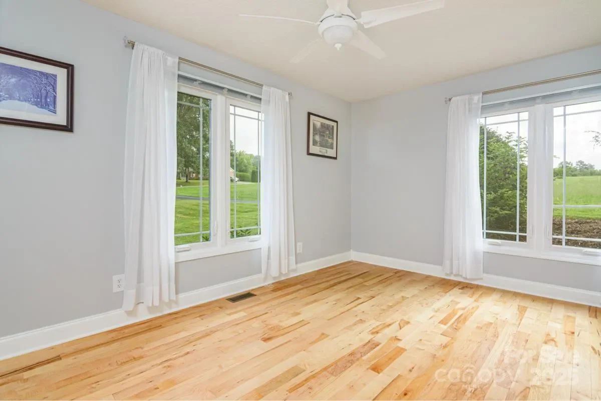 Gallery photo 2