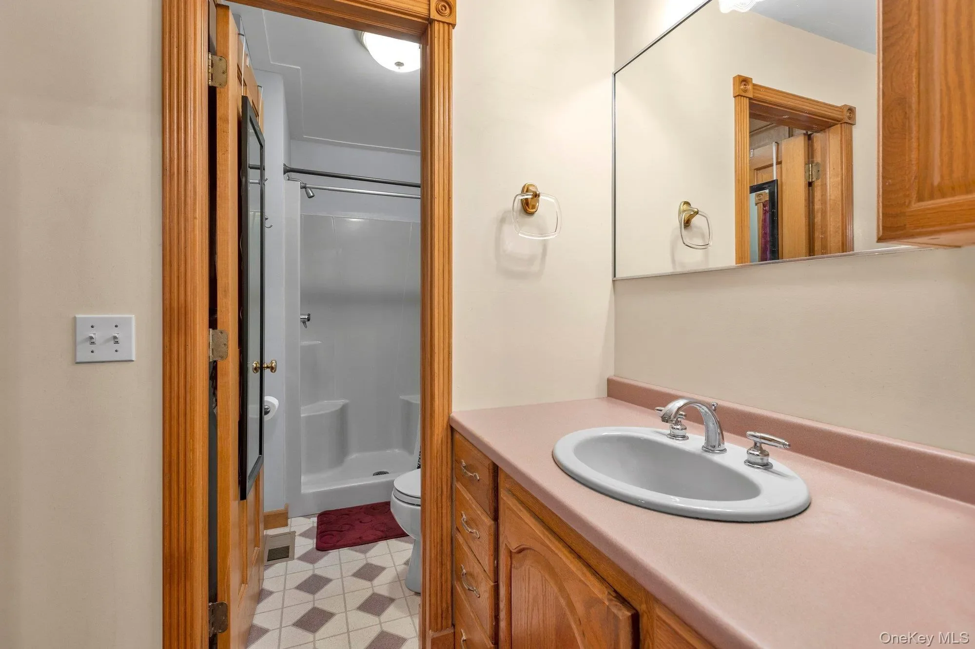 501 Wading River Road, Manorville, New York, United States. - Photo 13