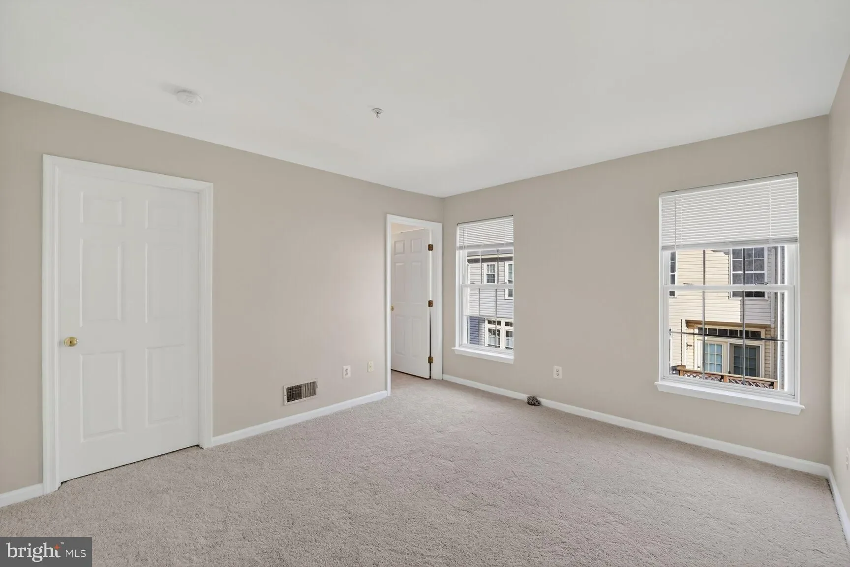 966 Harrison Circle, Alexandria, VA 22304, Alexandria, Virginia, United States. - Photo 14