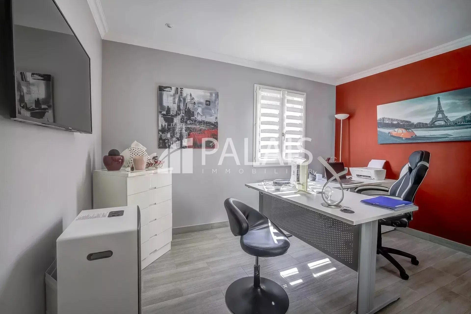 Gallery photo 4