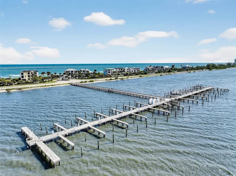 8308 S Ocean Dr, Jensen Beach, FL, 34957, USA, Jensen Beach, Florida, United States. - Photo 12