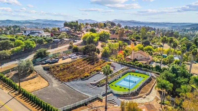 1569 Via Monserate, Fallbrook, California, United States. - Photo 49